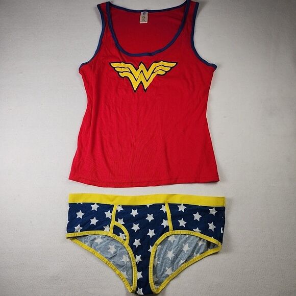 Wonder Woman DC Comics Undergirl Tank Top Panties Set Pajamas NWOT - Picture 1 of 14
